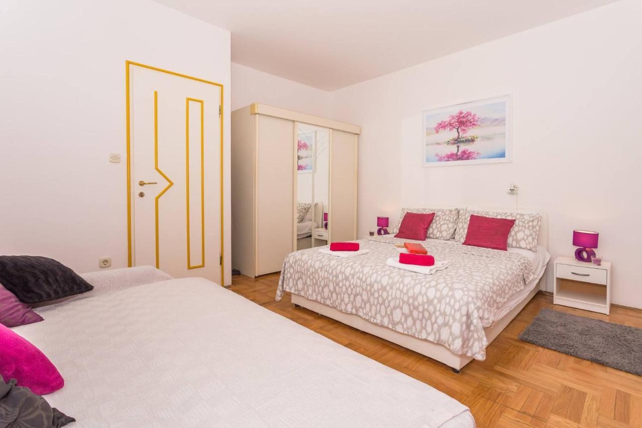 Apartments Zenta Split Exterior photo