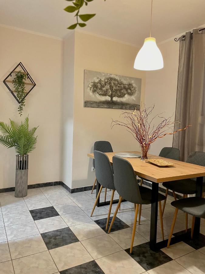 Apartments Zenta Split Exterior photo