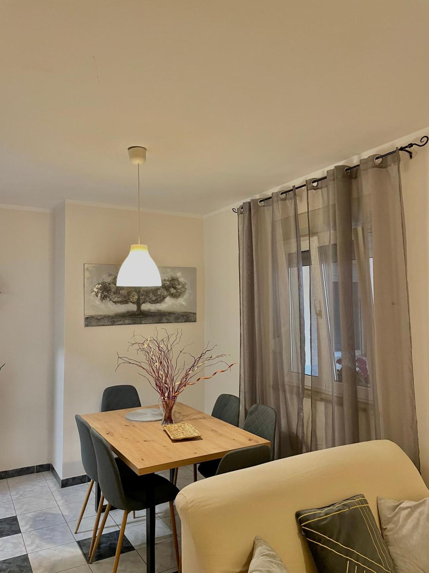 Apartments Zenta Split Exterior photo