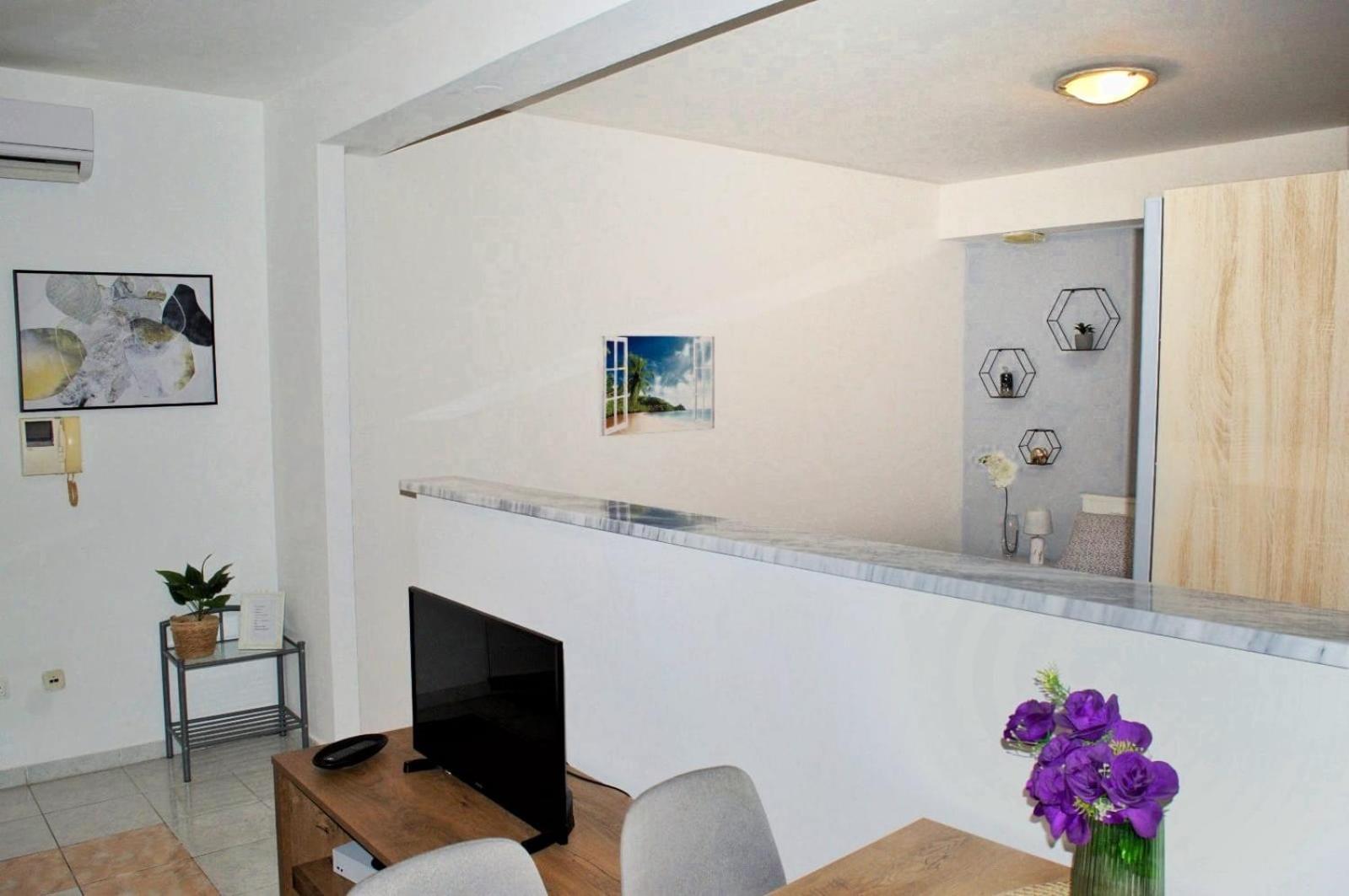 Apartments Zenta Split Exterior photo